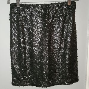 Sequin skirt. Black. Stretchy.